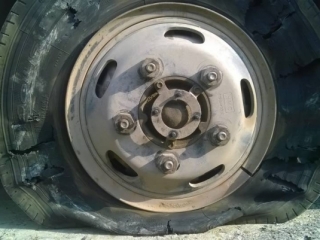 Tổng hợp các nguyên nhân gây nổ lốp xe